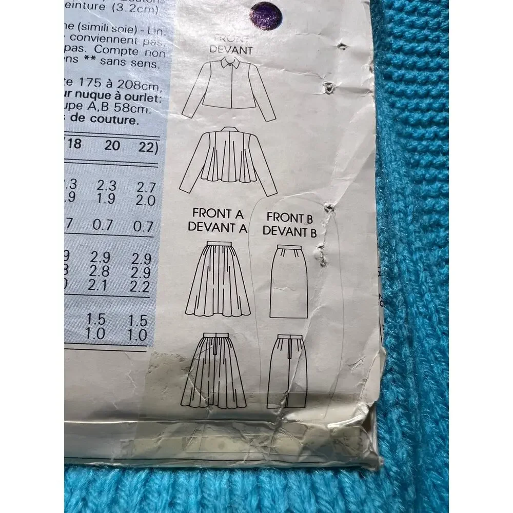 Vogue Pattern 7165 suit blazer straight skirt swing skirt size 6 8